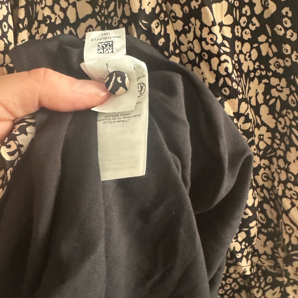 Boden Tiered Floral Maxi Dress - Picture 8 of 9